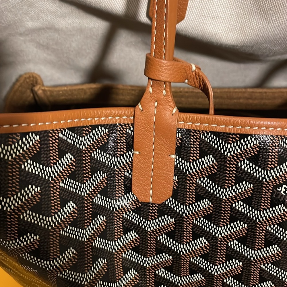 Goyard Brown Chevron Tote with Tan Trim - Picture 3 of 12
